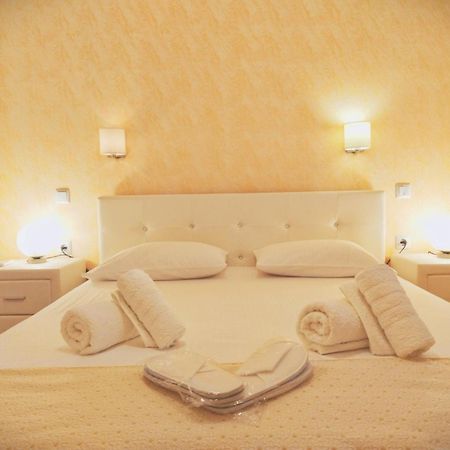 Meraki Apartment Zenempisatika ภายนอก รูปภาพ